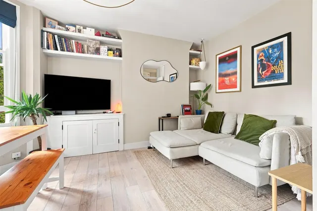 Highbury Grange, London, N5, photo 3
