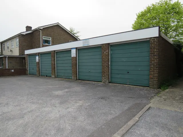 Berkeley Court, SP2