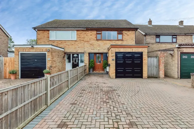 Newton Road, Rushden, NN10, photo 1