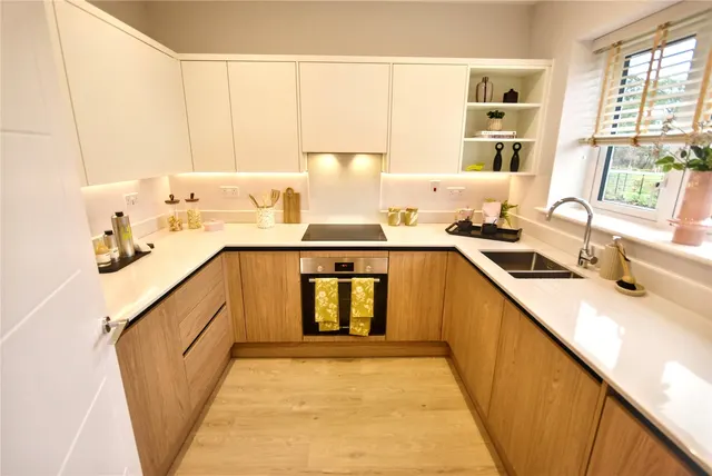 Eastbrook Village, Milton Keynes, photo 3