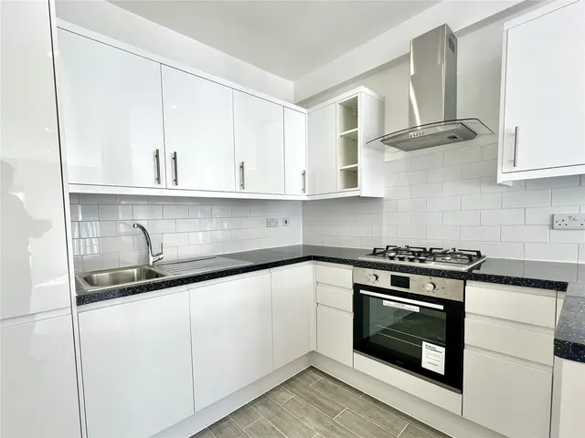 Millbrook, Guildford, GU1, photo 2