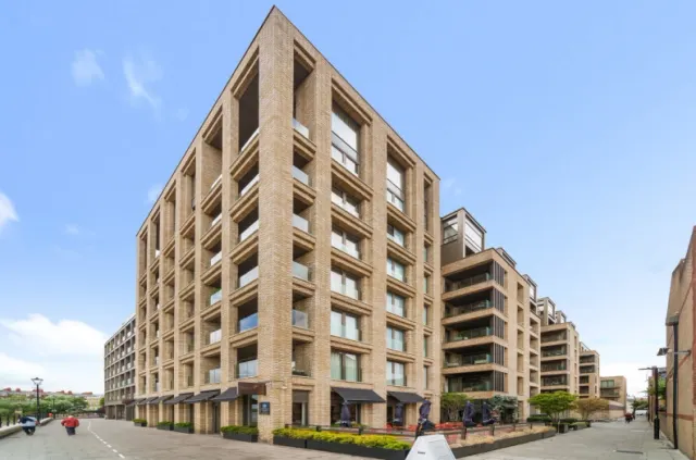 1 bedroom flat, Crisp Road, Hammersmith, W6