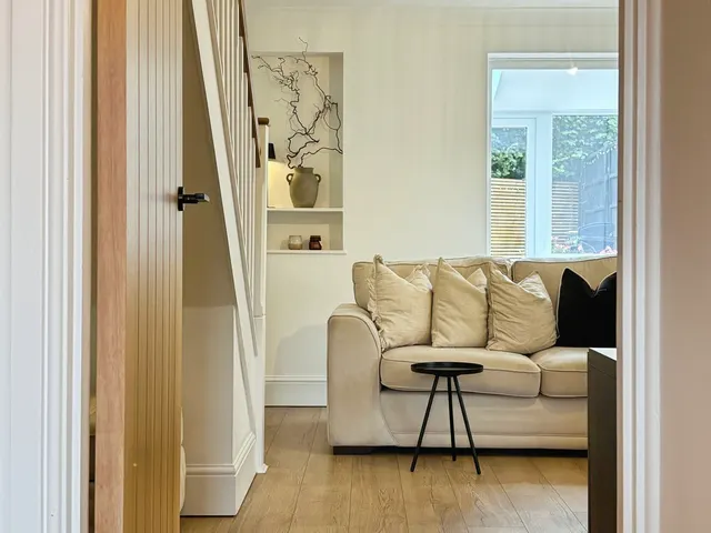 Photo 2 — Bickford Close, Barrs Court, Bristol, South Gloucestershire