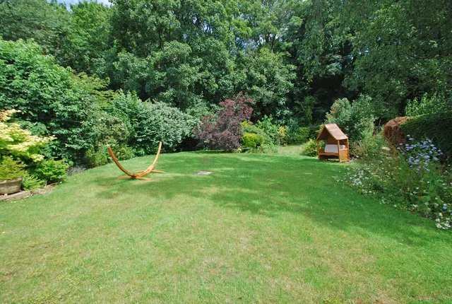 Hazlemere, Buckinghamshire, photo 2