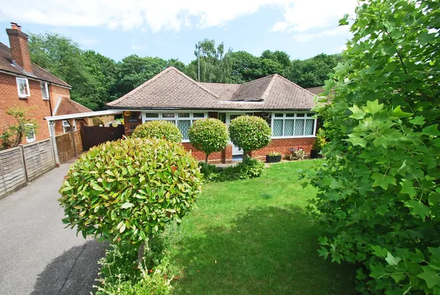 Park Lane, Hazlemere, HP15, photo 1
