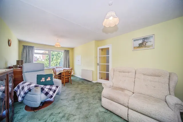 Lincoln Court, Upper Shirley, SO15, photo 3