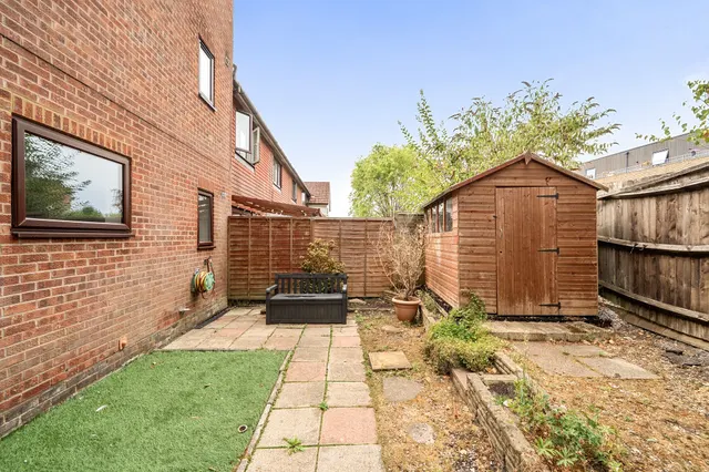 Timbermill Court, Haslemere, GU27, photo 2