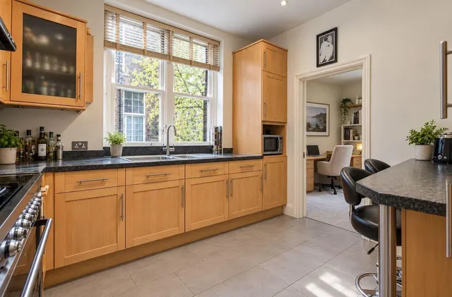 Photo 2 — Delaware Mansions, Delaware Road, Maida Vale, London, W9 2LJ