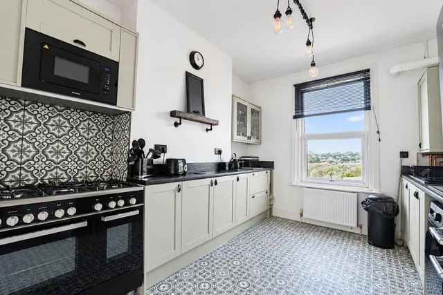 Hughenden Road, Hastings, photo 2