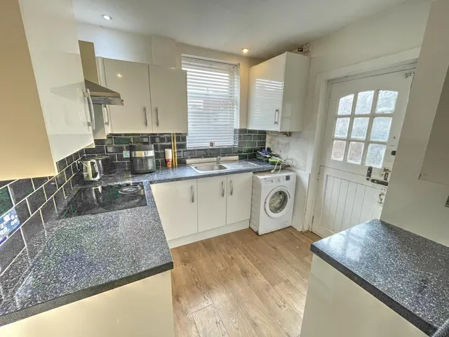Aldred Street, Manchester, M35, photo 2