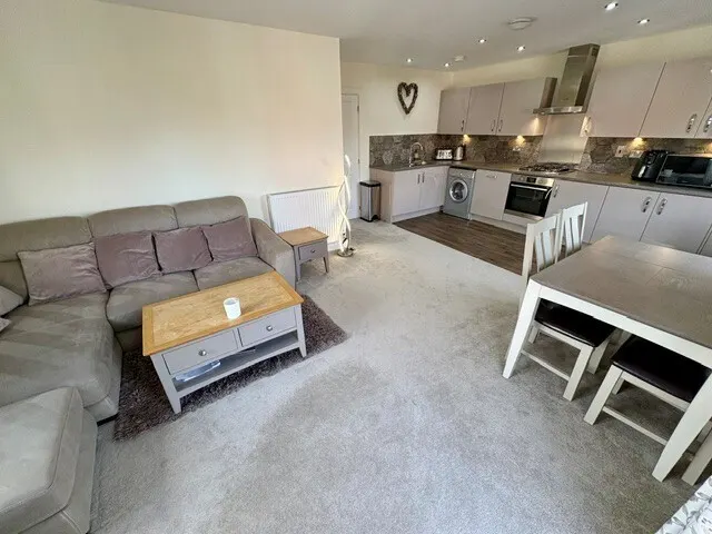 Old Farm Drive, Marston Green, B37, photo 2