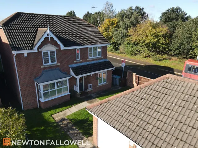 Broughton Close, Clipstone Village, NG21, photo 1