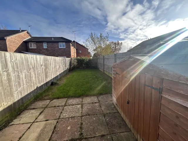 Saddleback Road, Swindon, SN5, photo 2