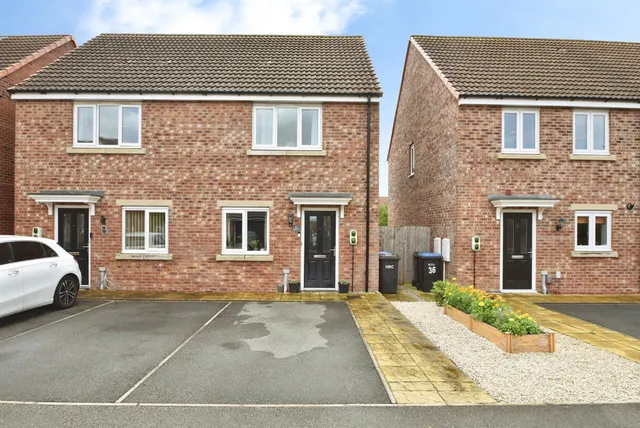 Heather Court, Killinghall, HG3, photo 1