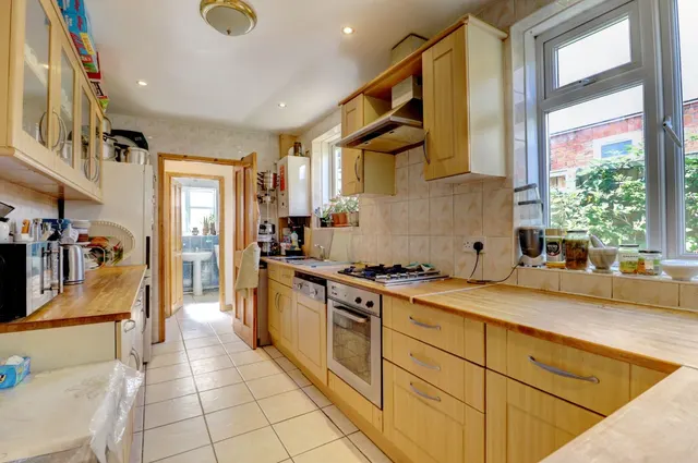 Wendover Street, High Wycombe, HP11, photo 2