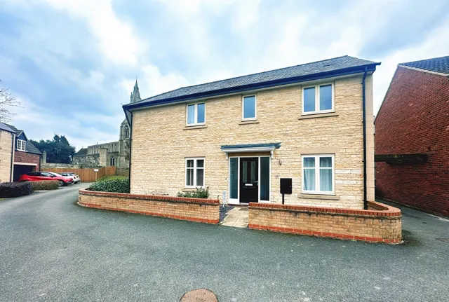 St. Marys Lane, Peterborough, PE8, photo 1