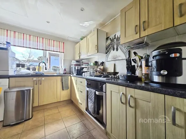 Appledore, Bracknell, RG12, photo 3