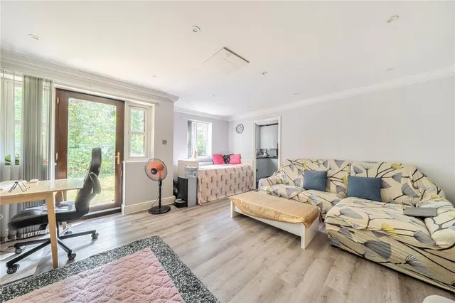 Elliotts Way, Caversham, RG4, photo 3