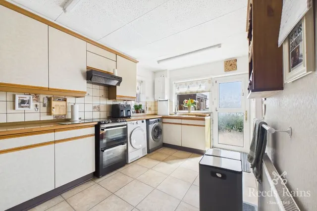 Photo 3 — Park View, Castleford, West Yorkshire, WF10