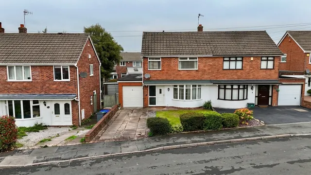 Earlsbrook Drive, Stoke-On-Trent, ST4, photo 1