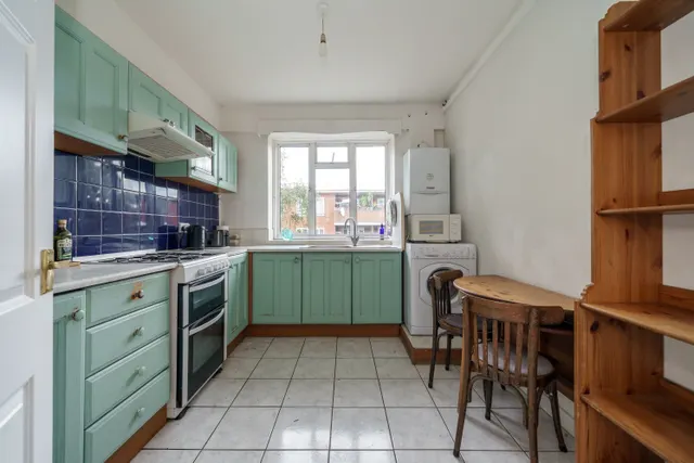 Kilburn Vale, London, NW6, photo 3