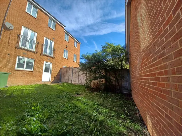 Photo 2 — Montreal Avenue, Bristol, BS7 0NQ