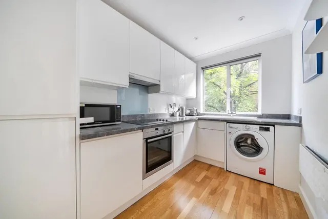 Moreton Place, London, SW1V, photo 3