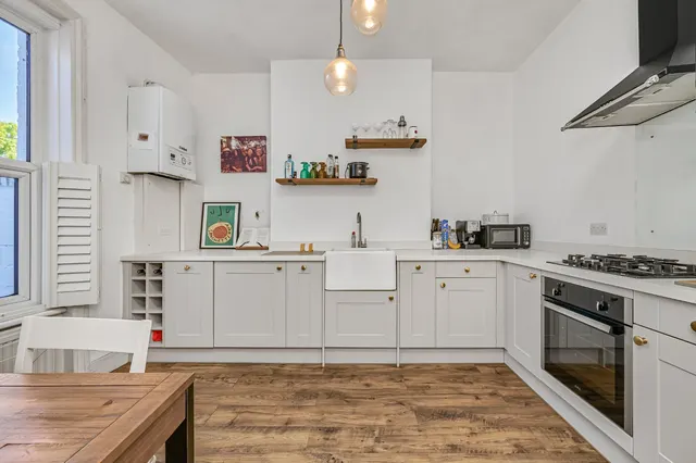 Brixton Hill, Lambeth, SW2, photo 1