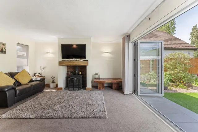 Photo 2 — Warrington Road, Cuddington, Northwich, CW8 2LH