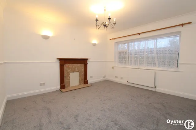 Glebe Road, Stanmore, HA7, photo 2