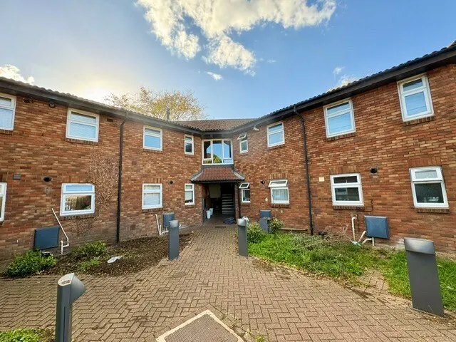 Runswick Court, Symonds Green, SG1, photo 1
