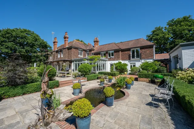 Harbolets Road, West Chiltington, RH20, photo 1