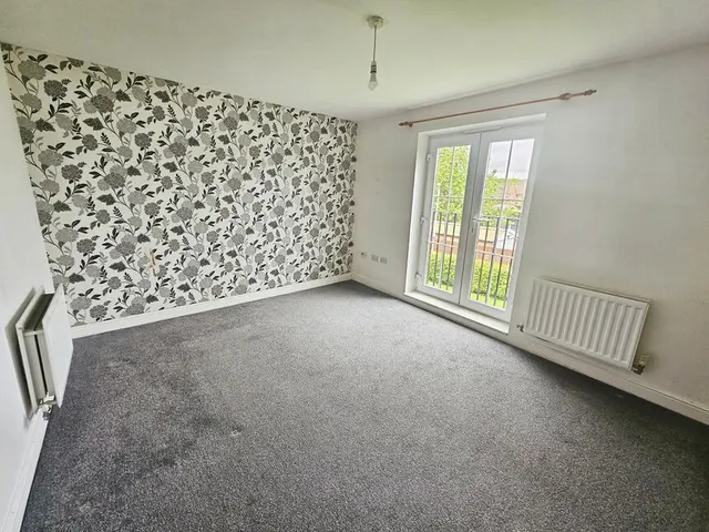 Photo 2 — Finsbury Court, Bolton, Greater Manchester, BL1