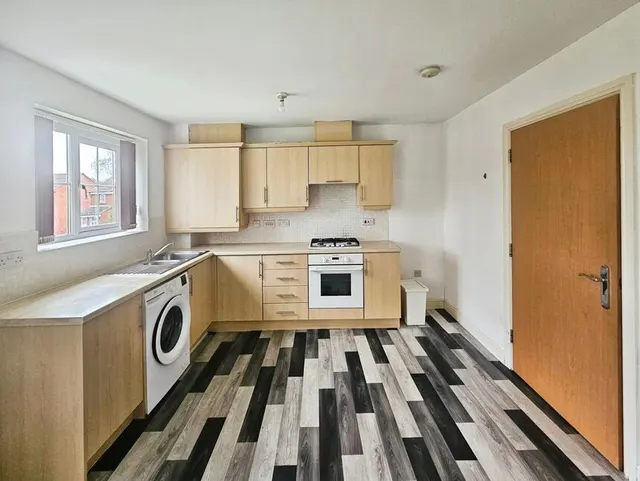 Photo 3 — Finsbury Court, Bolton, Greater Manchester, BL1