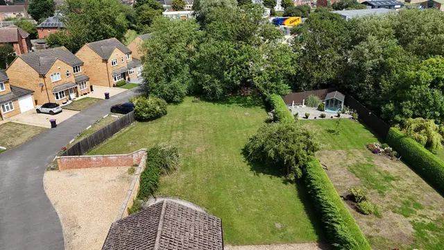 Photo 2 — Willoughby Road, Bourne, PE10