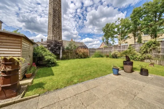 Wharfedale Drive, Otley, LS21, photo 2