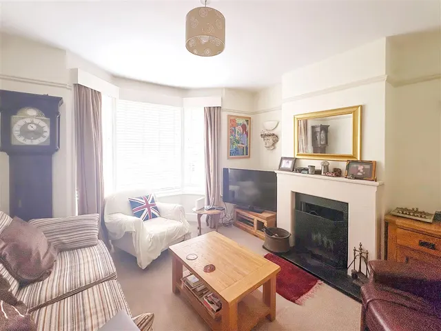 Church Road, Rustington, photo 2