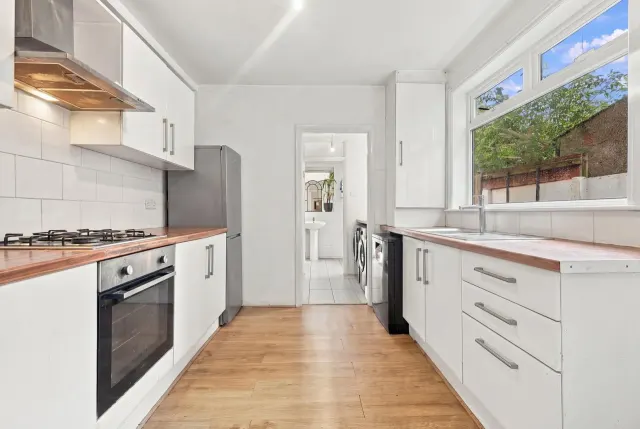 Church Road, Leyton, E10, photo 2