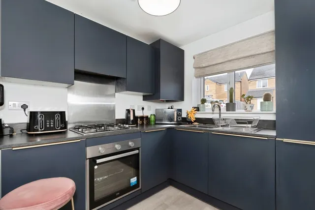 Hurtley Street, Burnley, BB10, photo 3