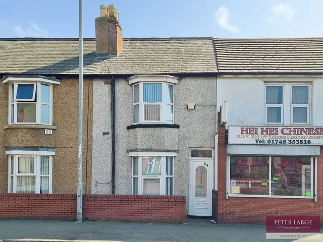 Vale Road, Rhyl, Denbighshire, LL18 2BY, photo 1