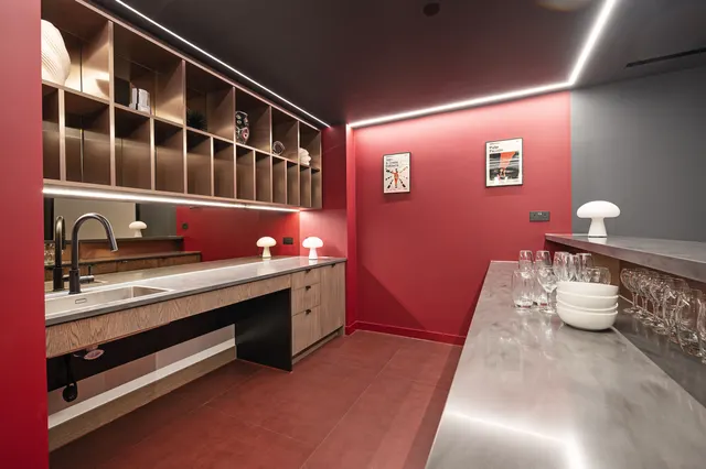 4 Aarons Building, 2 Cherry Park Lane, London, photo 1