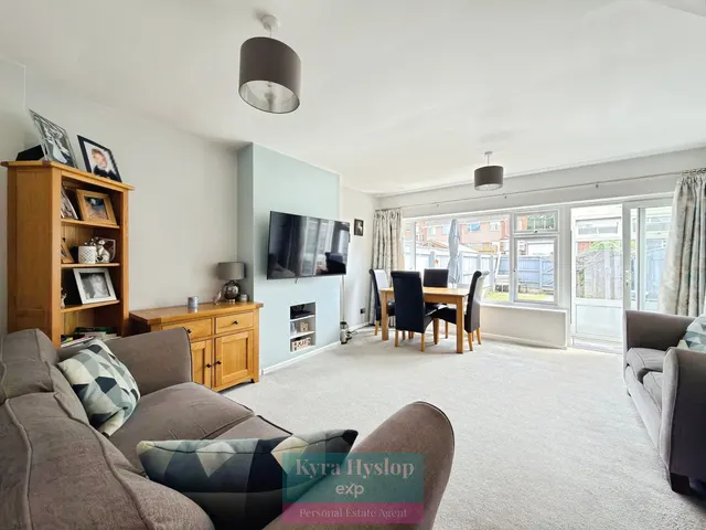 Beverley Close, Exeter, EX2, photo 2