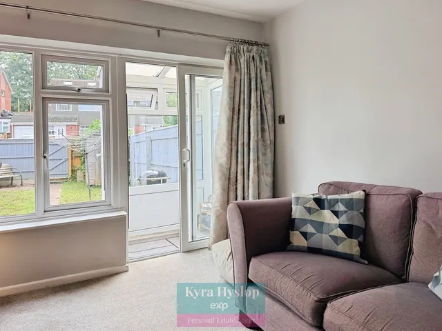 Beverley Close, Exeter, EX2, photo 3