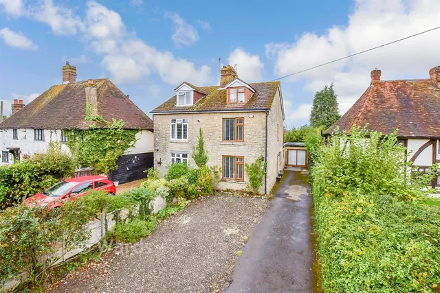 Heath Road, Boughton Monchelsea, ME17, photo 1