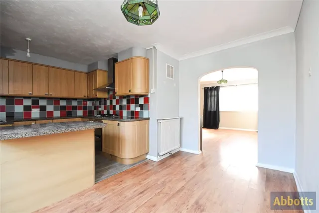 Photo 3 — Bramble Road, Leigh-on-Sea, Essex, SS9