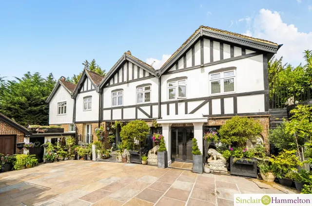 Croydon Road, Keston, photo 1