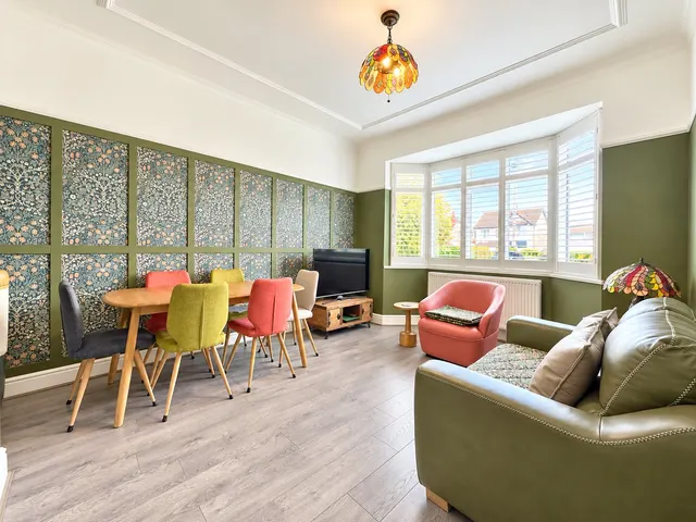 Upton Road, Moreton, CH46, photo 3