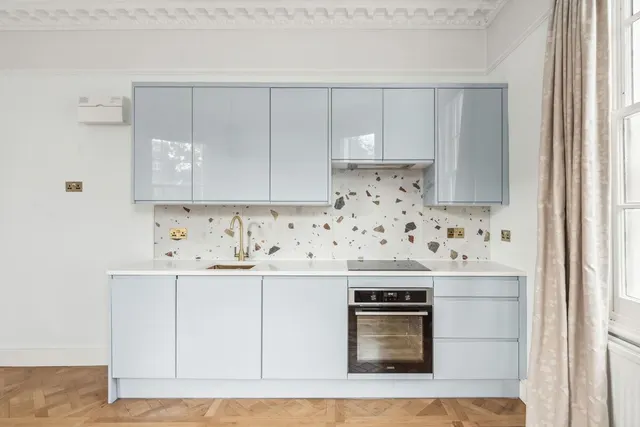 Cambridge Street, London, SW1V, photo 2