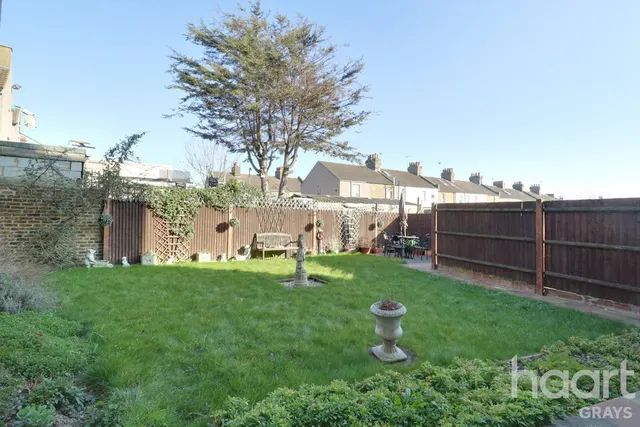 Gipsy Lane, Grays, RM17, photo 2