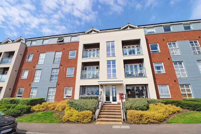 Morris Drive, Belvedere, DA17, photo 1